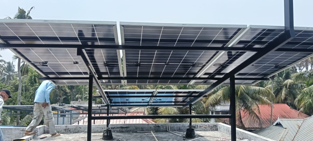 Nidhin — North Paravur · 3 kW സോളാർ ഇൻസ്റ്റാളേഷൻ