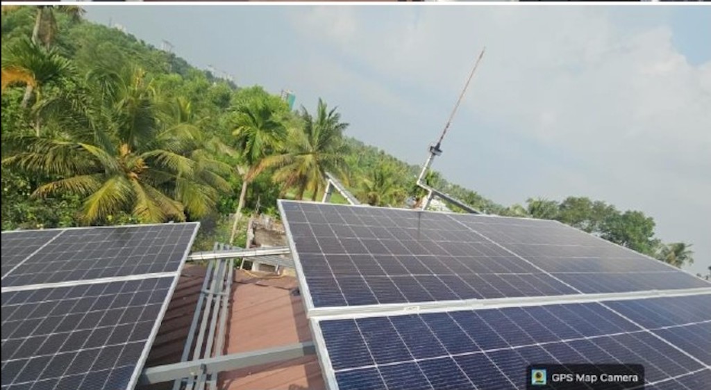 Pushkaran — Eroor · 4 kW സോളാർ ഇൻസ്റ്റാളേഷൻ